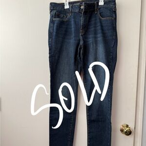 🚫SOLD🚫 Old Navy Dark Blue Women's Skinny Jeans
